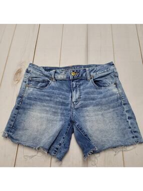 American Eagle AEO Midi shorts acid wash soft stretch